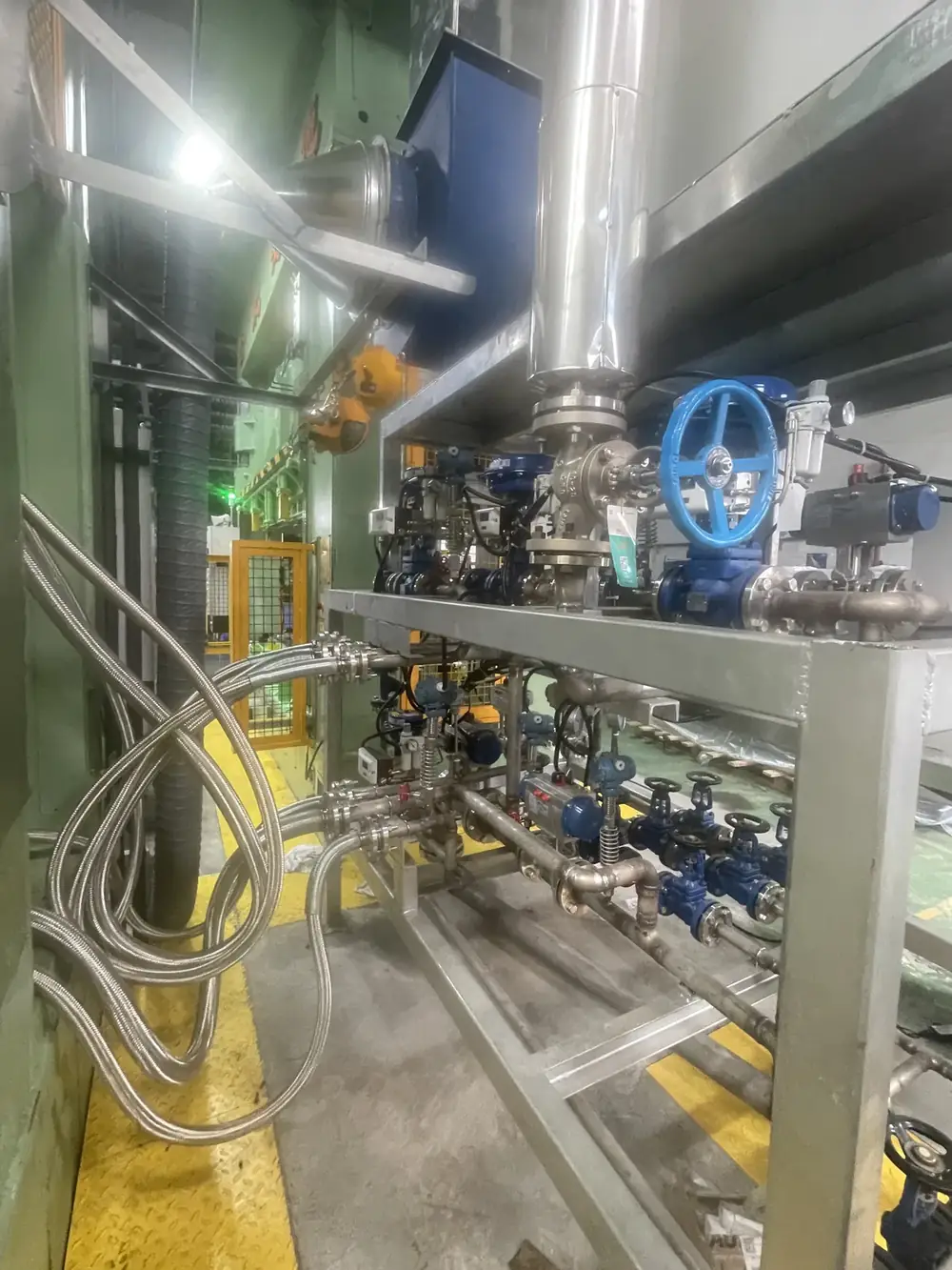 steam-pipe-valves.webp